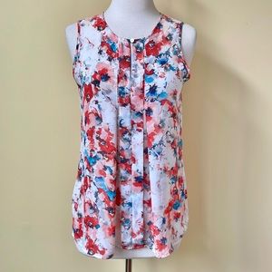 Rose & Olive Floral Pattern Sleeveless Pleated Front Keyhole Blouse